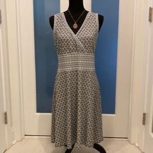 Super Cute Max Studio Summer Dress